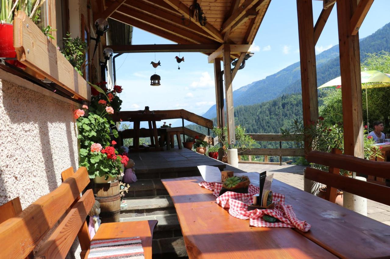 Gasthof Lamprechtbauer Kotschach-Mauthen Buitenkant foto